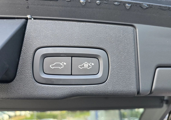 Volvo XC 60 cena 224900 przebieg: 28900, rok produkcji 2021 z Biskupiec małe 466